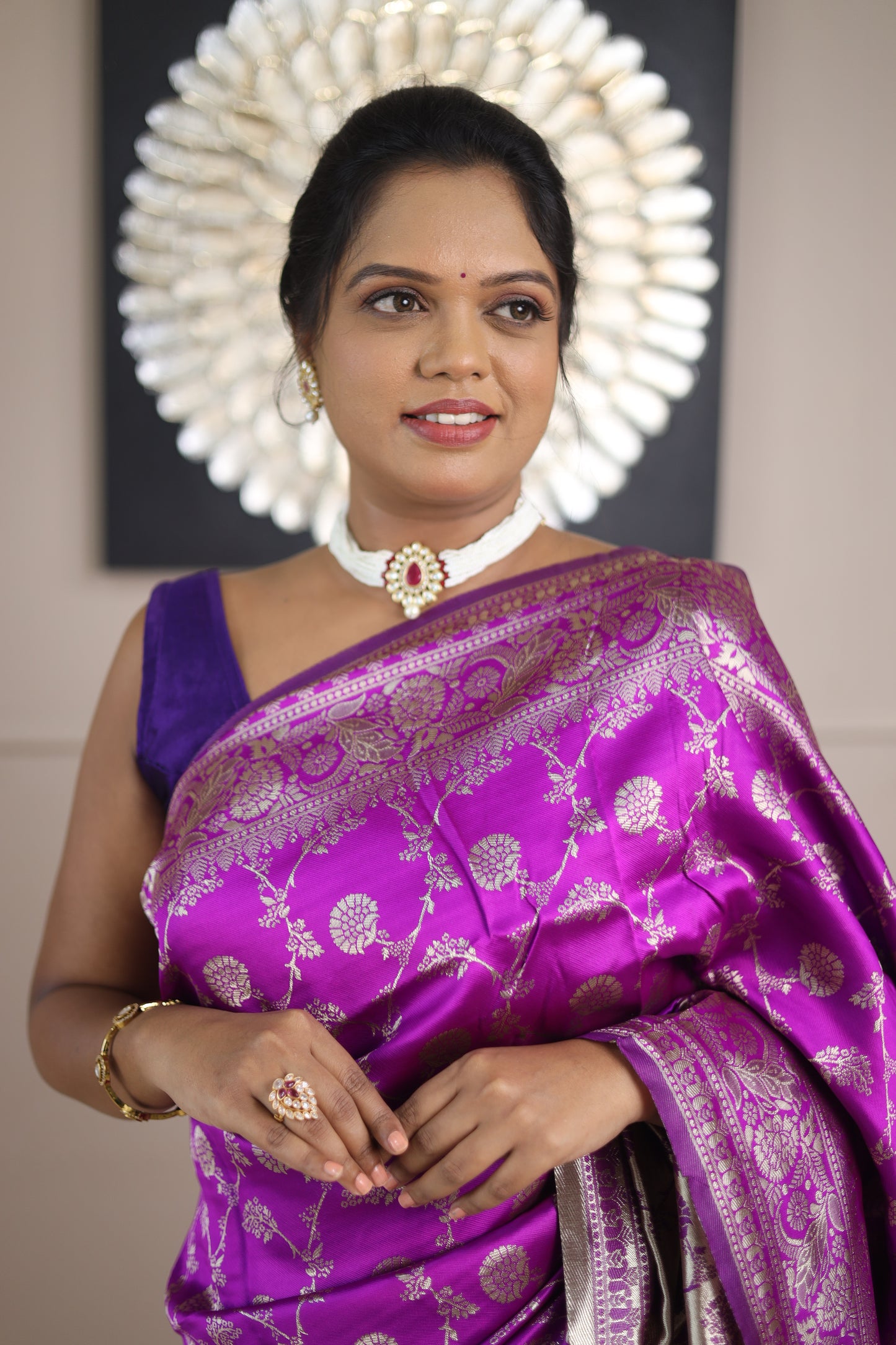 Indira Vastra