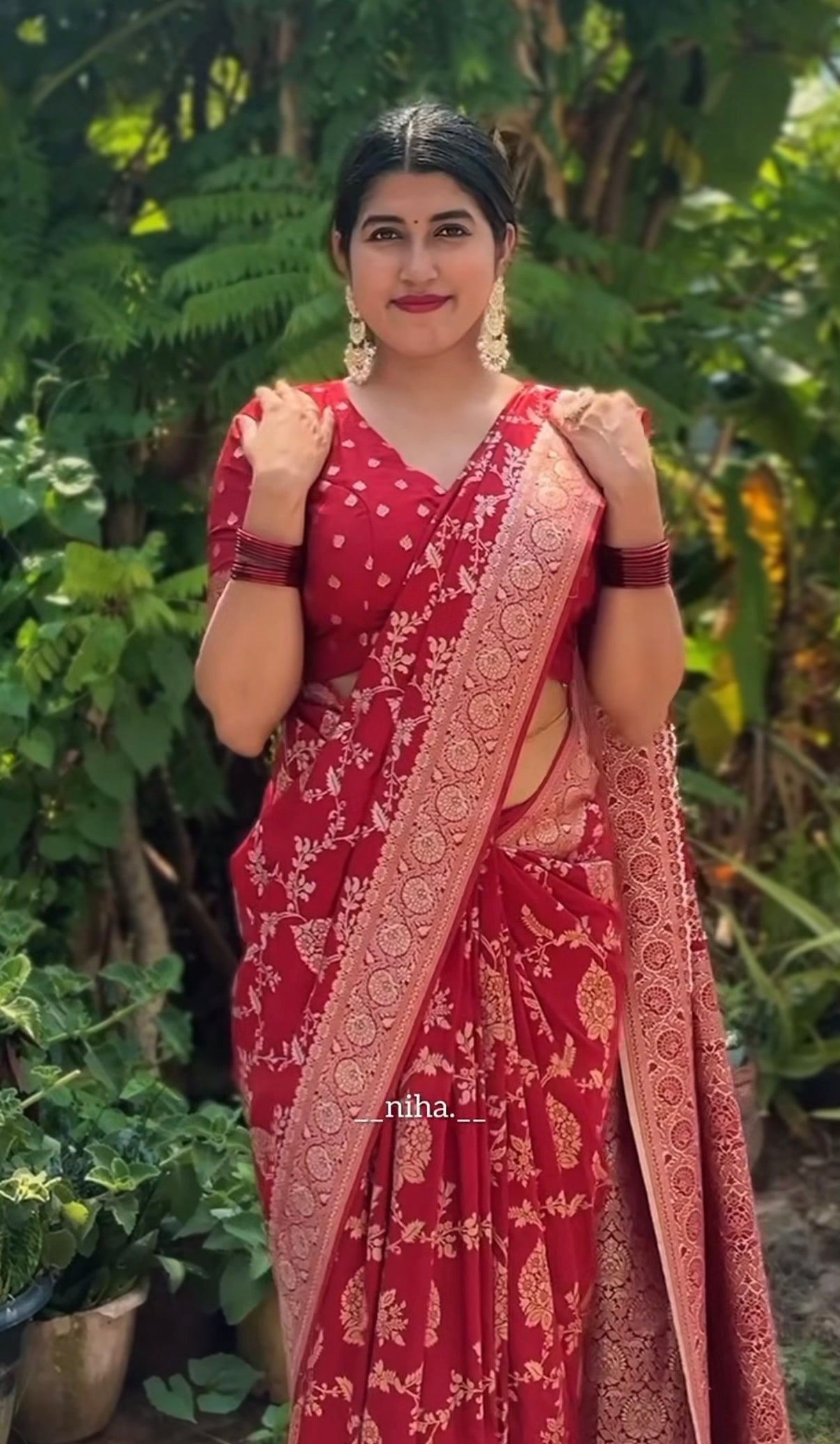 Red Jal design Banarasi saree